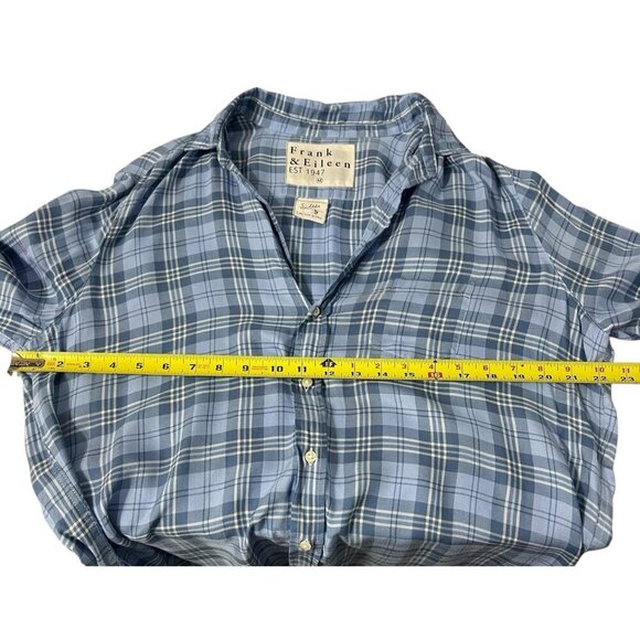 Frank & Eileen Relaxed Button Up Shirt Blue Plaid Size M Roll Up Sleeves - Picture 8 of 9